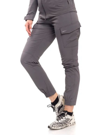 Брюки женские Shark купить за 6200 ₽ в магазине «Аматис» Брюки женские Shark купить за 6200 ₽ в магазине «Аматис»