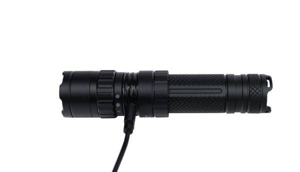 Фонарь EPILSO EPF-225 Luminus SST40, 20W, 3.7V 4.0Ah, 5В (USB) аккум.21700 купить за 4990 ₽ в магазине «Аматис»
